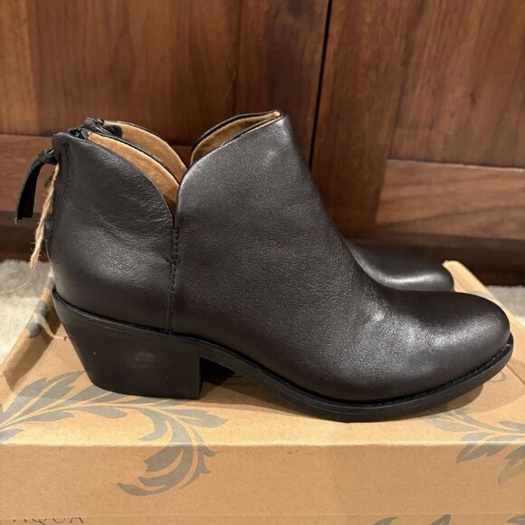 New Sofft Womens Angelica Black Leather Ankle Boots Sz 9 EU 40 Wet Weather Proof - Picture 4 of 11